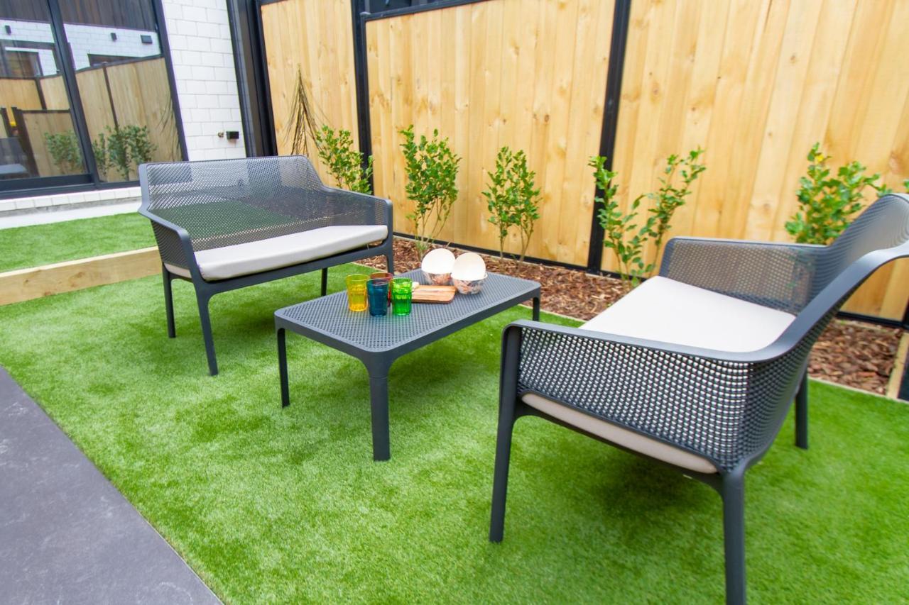Stylish 2-Bedroom Haven Next To Hagley Park Christchurch Exterior foto